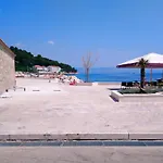 Apartments With A Parking Space Jelsa, Hvar - 8746